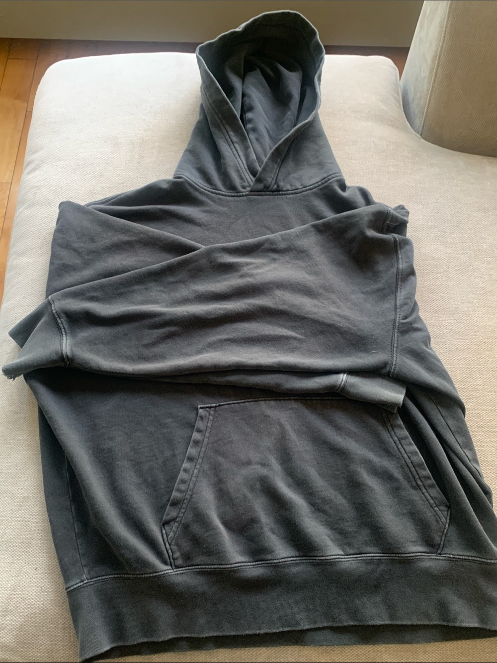 American Eagle Outfitters Black Hooded Pullover Sweatshirt